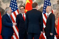 Bild från det senaste mötet mellan amerikanska och kinesiska handelsrepresentanter häromdagen. Från vänster: USA:s Kina-ambassadör Terry Branstad, finansminister Steven Mnuchin, USA:s handelsrepresentant Robert Lighthizer och Kinas vice premiärminister Liu He.