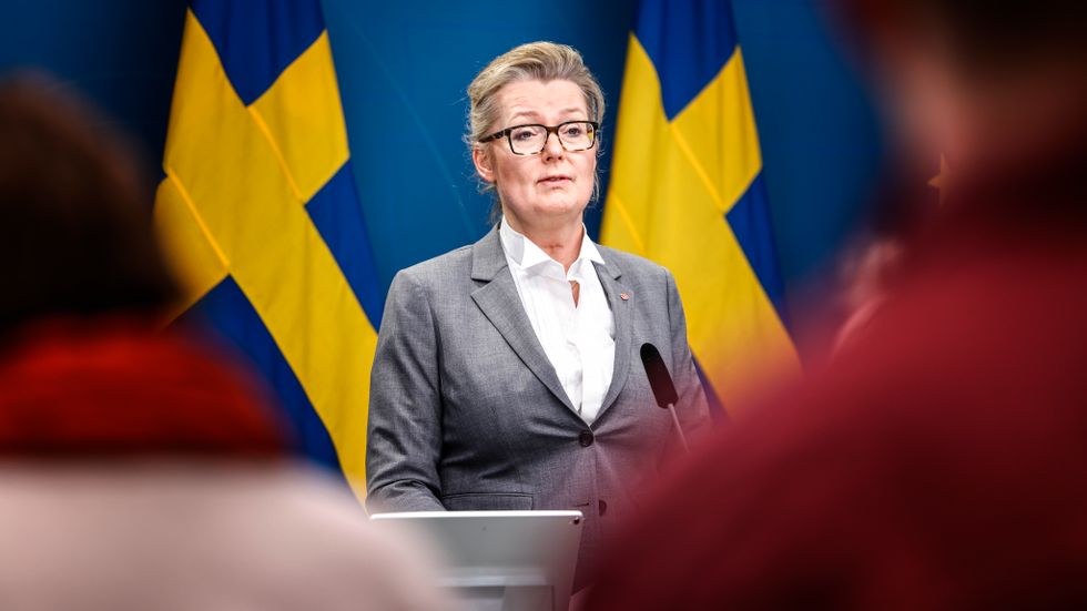 Skolminister Lina Axelsson Kihlblom (S) ger nya direktiv. Arkivbild.