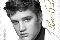 Elvis Presley på frimärke som börjar säljas i USA den 12 augusti.