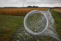 Taggtrådsstängsel på gränsen mellan Ungern och Slovenien.