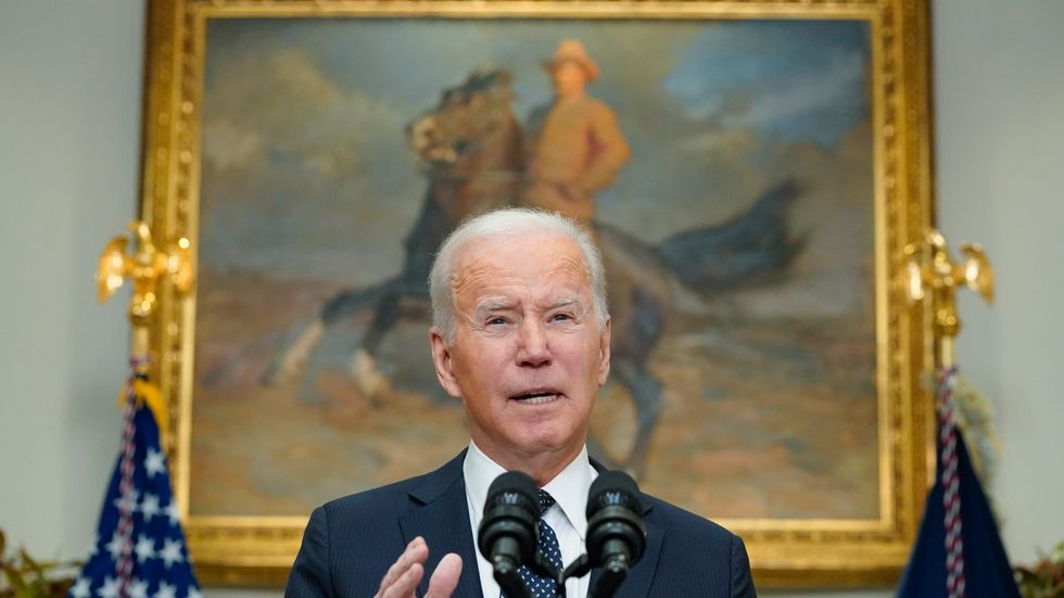USA:s president Joe Biden säger att USA väntar sig ett anfall mot Ukraina inom de kommande dagarna.