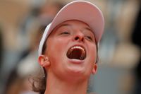Polens Iga Swiatek vann Franska mästerskapen i tennis. Den oseedade 19-åringen är den första polskan att vinna en grand slam-final.