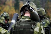 Core Battalions granatkastarpluton samövar med ett finskt skyttekompani vid Skillingaryds skjutfält 2010.