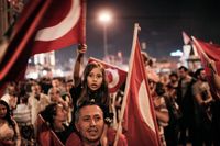 I reportageboken ”Drama utan slut – Turkiet 100 år” gör Bitte Hammargen och Stefan Bladh nedslag i skeenden och förändringar som bidragit till dagens Turkiet. 