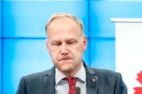 Vänsterpartiets ledare Jonas Sjöstedt rasade mot näringslivstopparnas lönelyft – men på Svenskt Näringsliv anser man att det inte finns fog att vara upprörd.