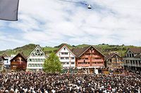 Här röstar byn Appenzell Innerrhoden mot nakenvandring.
