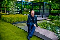 Den svenska trädgårdsdesignern Ulf Nordfjell är stolt över sin prisbelönta trädgård.