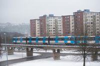 Även de nyare tunnelbanevagnarna (C20 eller Vagn 2000) ingår i landstingets avancerade skatteupplägg. En svensk bank agerade mellanhand i affären med hittills okända amerikanska intressen.