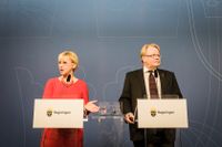 Dubbel moral i regeringen. Utrikesminister Margot Wallström och försvarsminister Peter Hultqvist.