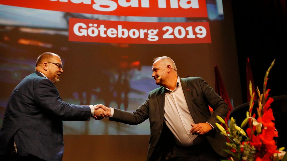GÖTEBORG 20191102 Partiledaren Jonas Sjöstedt (th) och LO-ordförande Karl Petter Thorvaldsson under Vänsterpartiets kommundagar. 