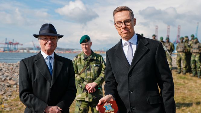 Kung Carl XVI Gustaf och Finlands president Alexander Stubb besökte i veckan Älvsborgs amfibieregemente.