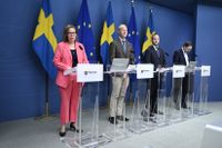Tidöpartierna meddelade den 31 augusti på en pressträff att de går vidare med förslaget om anmälningsplikt. På bilden migrationsminister Maria Malmer Stenergard (M), Ludvig Aspling (SD), Christian Carlsson (KD) och Fredrik Malm (L). 