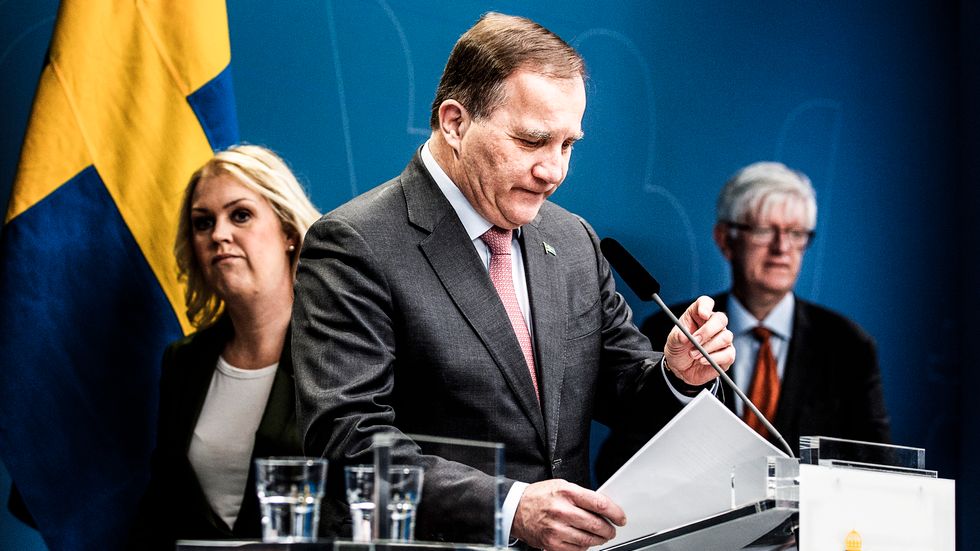 Gör regeringen allt de kan för att öppna upp Sverige?