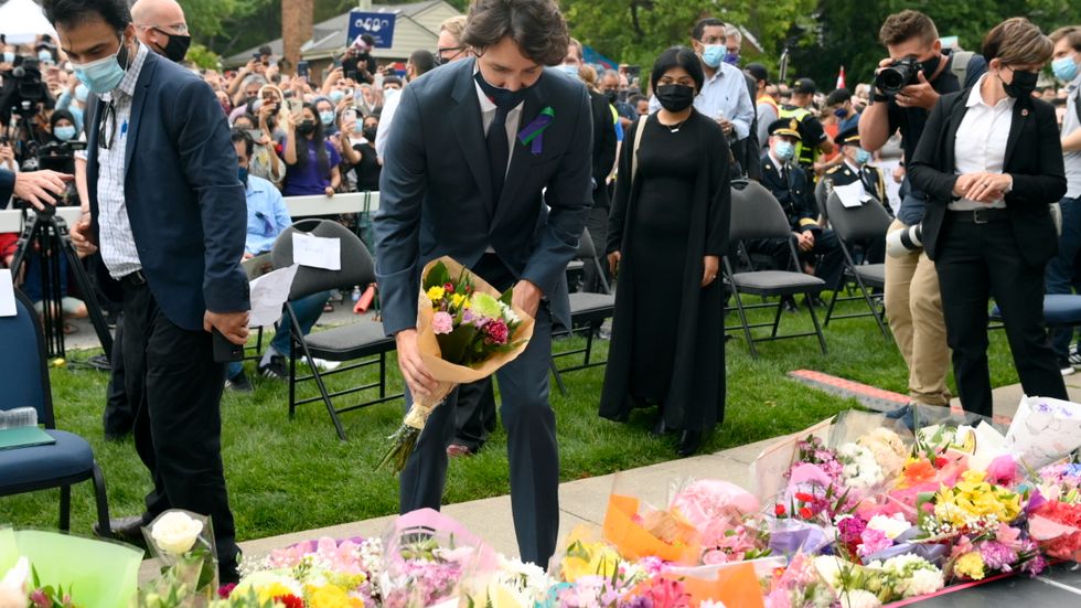 Kanadas premiärminister Justin Trudeau närvarade på en minnesstund för familjen, som attackerades när de var ute på en promenad.