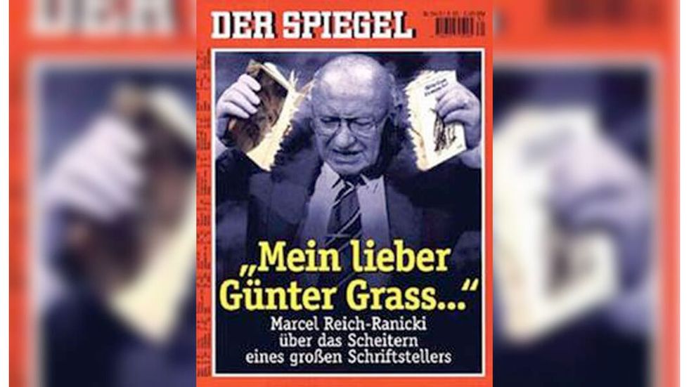 Den berömde kritikern Marcel Reich-Ranicki slet bokstavligen Günter Grass sista roman i stycken på omslaget till Der Spiegel 1995.