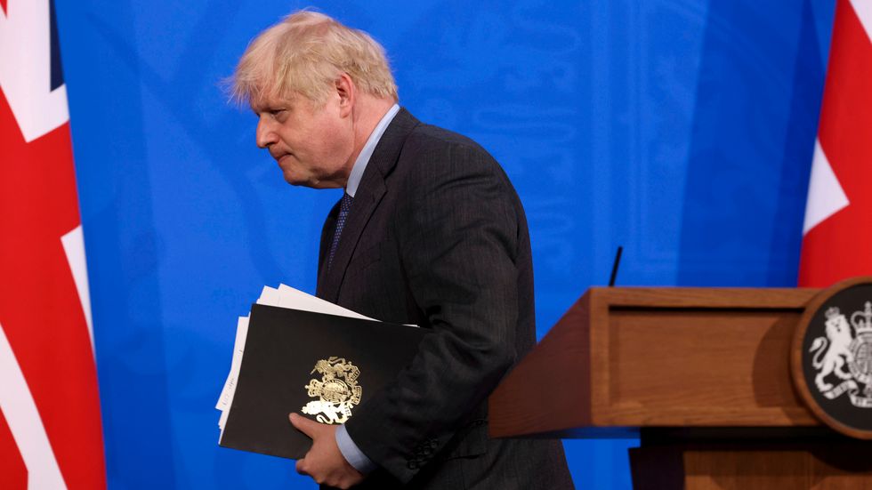 På väg ut. Boris Johnson avgår. Arkivbild.