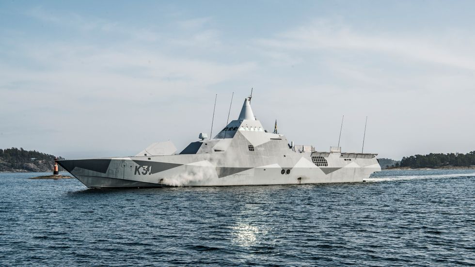 Saab kritiserar marinens köp av ledningssystem från Israel. På bilden HMS Visby under en internationell ubåtsjaktsövning i Stockholms skärgård tidigare i år.