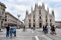 Milanoborna har återfått en del av sina tidigare friheter efter två månader av nedstängning på grund av coronaviruset.
