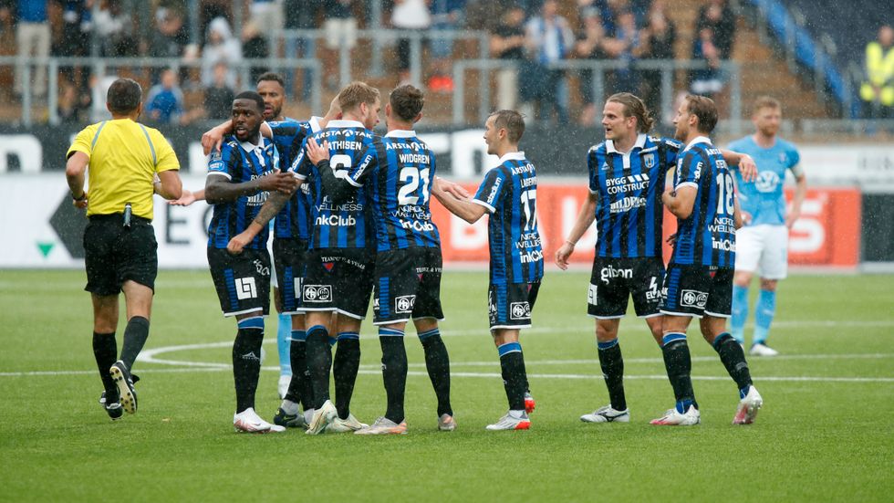 Sirius besegrade Malmö FF på hemmaplan med 2–1.