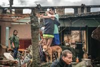 Människor i Baracoa, Kuba där orkanen dragit fram.