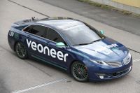 Med hjälp av testbilen Liv utvecklar Veoneer teknik för självkörande bilar.