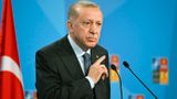Turkiets president Recep Tayyip Erdogan hävdade i torsdags att Sverige har lovat att utlämna 73 personer.