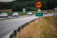 I somras rapporterades ett stort antal fall av misstänkt stenkastning mot fordon på E65 i Skåne. Arkivbild.
