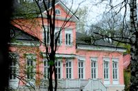 Den före detta reklambyråchefen och moderata politikern Michael Storåkers hyr Villa Beylon i Ulriksdals Slottspark av hovet. För de 518 kvadratmetrarna betalar han 42 583 kronor i månaden, enligt Scoop. Arkivbild.