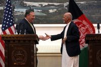 USA:s utrikesminister Mike Pompeo och president Ashraf Ghani i Kabul 2018. Arkivbild.
