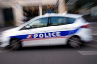 Fransk polis kunde gripa mannen i sin lägenhet under söndagen – där misstänks han ha våldtagit, mordhotat och hållit en judisk kvinna fången.