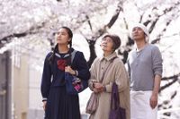 Kirin Kiki, Miyoko Asada och Etsuko Ichihara i ”Under körsbärsträden” (2015).