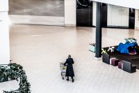Köpcentrumet Stinsen strax utanför Stockholm har gått från 90 hyresgäster till 12.