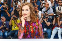 Isabelle Huppert vid filmfestivalen i Cannes i samband med premiären av Michael Hanekes ”Happy end”.