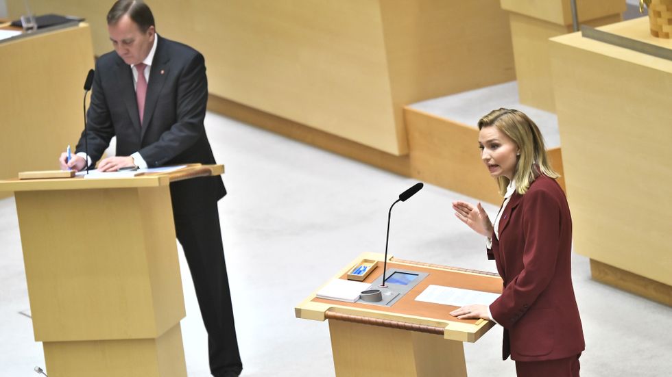 Statsminister Stefan Löfven (S) och Kristdemokraternas partiledare Ebba Busch Thor under partiledardebatten.