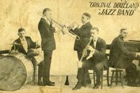 LaRocca i mitten och Original Dixieland Jazz Band.