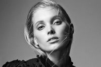 26-åriga supermodellen Elsa Hosk från Bromma har anlitats av alla från Dior och Victorias Secret’s till H&M och Tiger. Tidigare i år tilldelades hon Ellegalans pris ”Årets blickfång”.