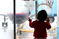Flygbolag inför barnförbud på visa rader på planen.