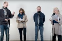 Fredrik Lycke, Ann-Sofie Rase, Sven Ahlström och Chatarina Larsson i en reading av Jila Mossaeds pjäs.