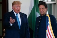 USA:s president Donald Trump och Pakistans premiärminister Imran Khan vid den senares besök i Vita huset i juli. Arkivbild.