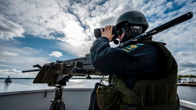 Kulspruteskytt under marinövningen Northern Coasts 21 utanför Västervik i september 2021.