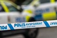En bil med fyra misstänkta personer stoppades på Östermalm i Stockholm vid 08.40 på fredagen. Arkivbild.
