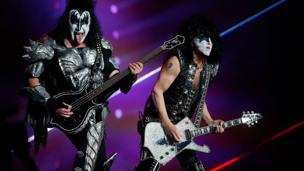 Gene Simmons och Paul Stanley i Kiss under en konsert i Mexico City tidigare i år. Arkivbild.