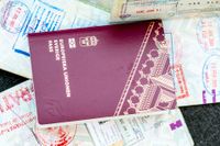 Tusentals svenskar boende i Storbritannien behöver förnya sina pass men ambassadens kapacitet räcker inte till. Arkivbild.