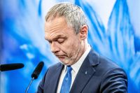 Jan Björklund meddelade på en presskonferens att han inte ställer upp för omval som partiledare för Liberalerna.