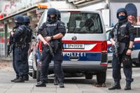 Poliser i centrala Wien på tisdagen