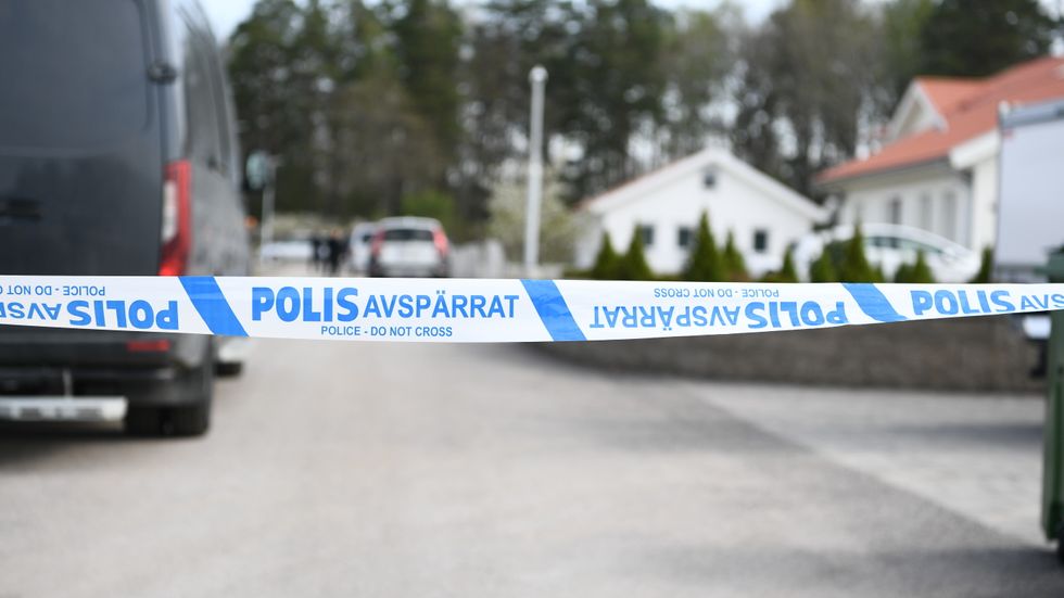 Polisen har spärrat av efter att ha hittat ett misstänkt farligt föremål i Örebro. Bilden är en genrebild.