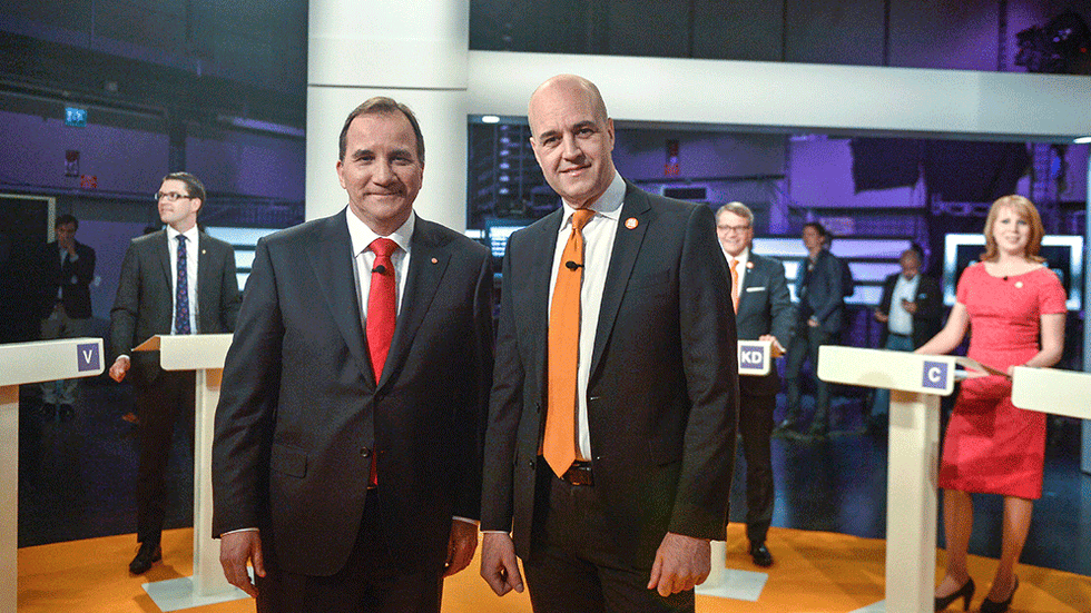 Oppositionsledaren Stefan Löfven, Socialdemokraterna, och statsminister Fredrik Reinfeldt, Moderaterna, inför partiledardebatten i SVT i söndags kväll.