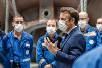 Emmanuel Macron talade inför industriarbetare i staden Belfort.