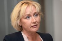 Riksdagsledamoten Helene Hellmark Knutsson (S) berättar om avslutningssamtalet med Stefan Löfven.