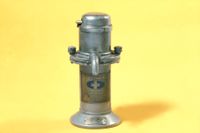 ”Radium emanator” från 1900-talet. Med denna kunde hushåll själva framställa radioaktivt vatten.
